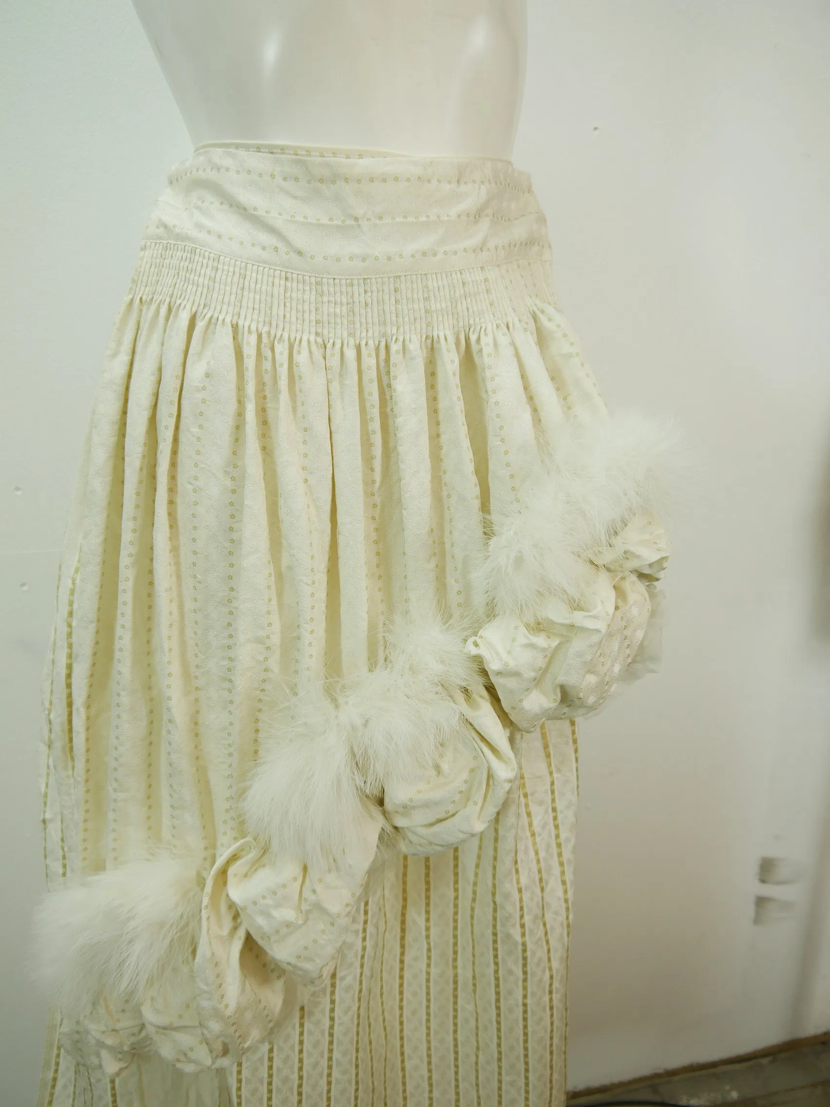 Gr.36 Krüger mittellange creme interessante süße Dirndl Schürze
