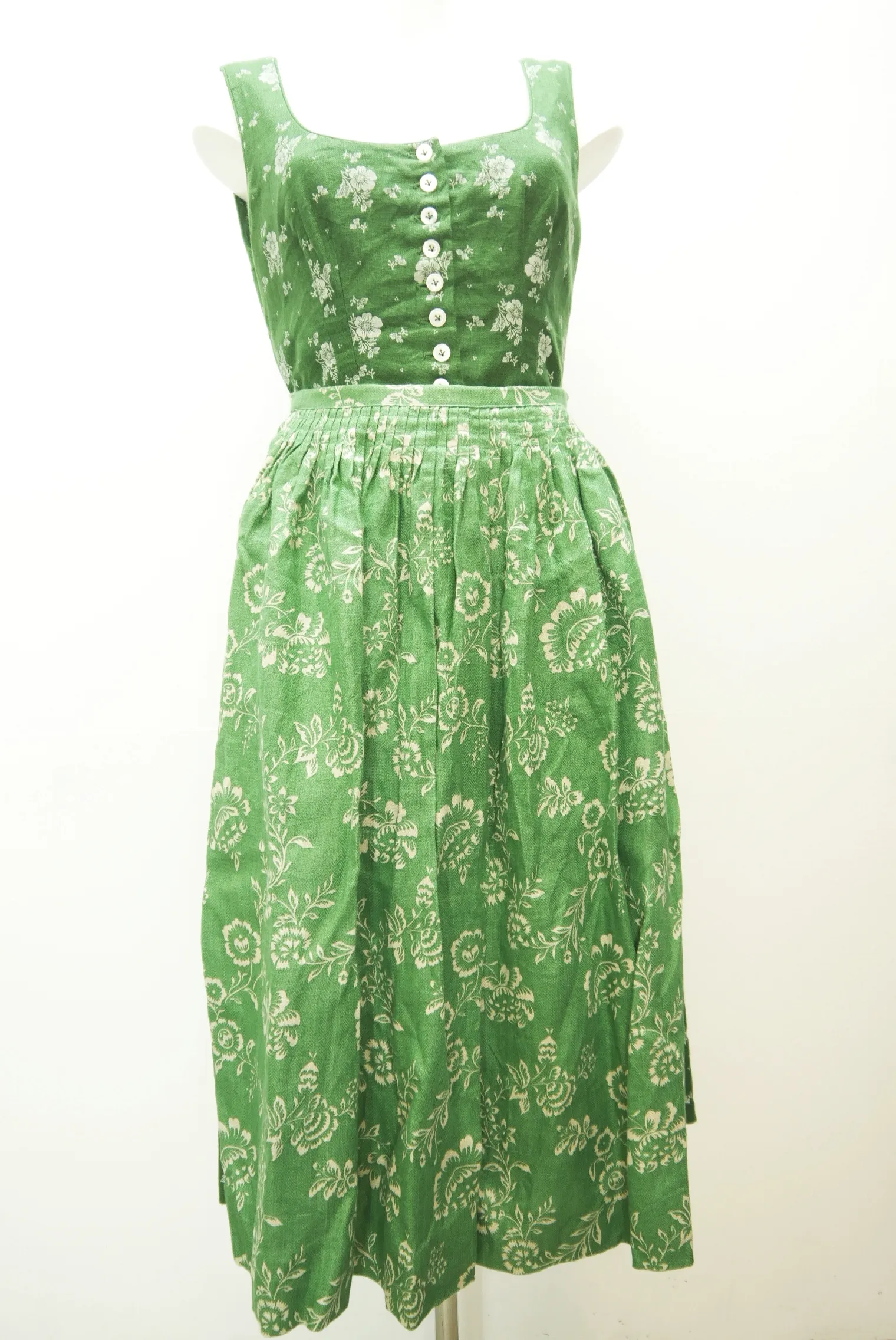Herrliche Handarbeit in grün Vintage Dirndl aus Leinen grün mit Schürze Gr.36