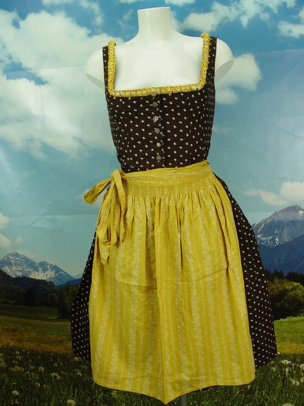 Upcycling Vintage für breite Schulter Balkonett Dirndl & Schürze UCD032 Gr.38